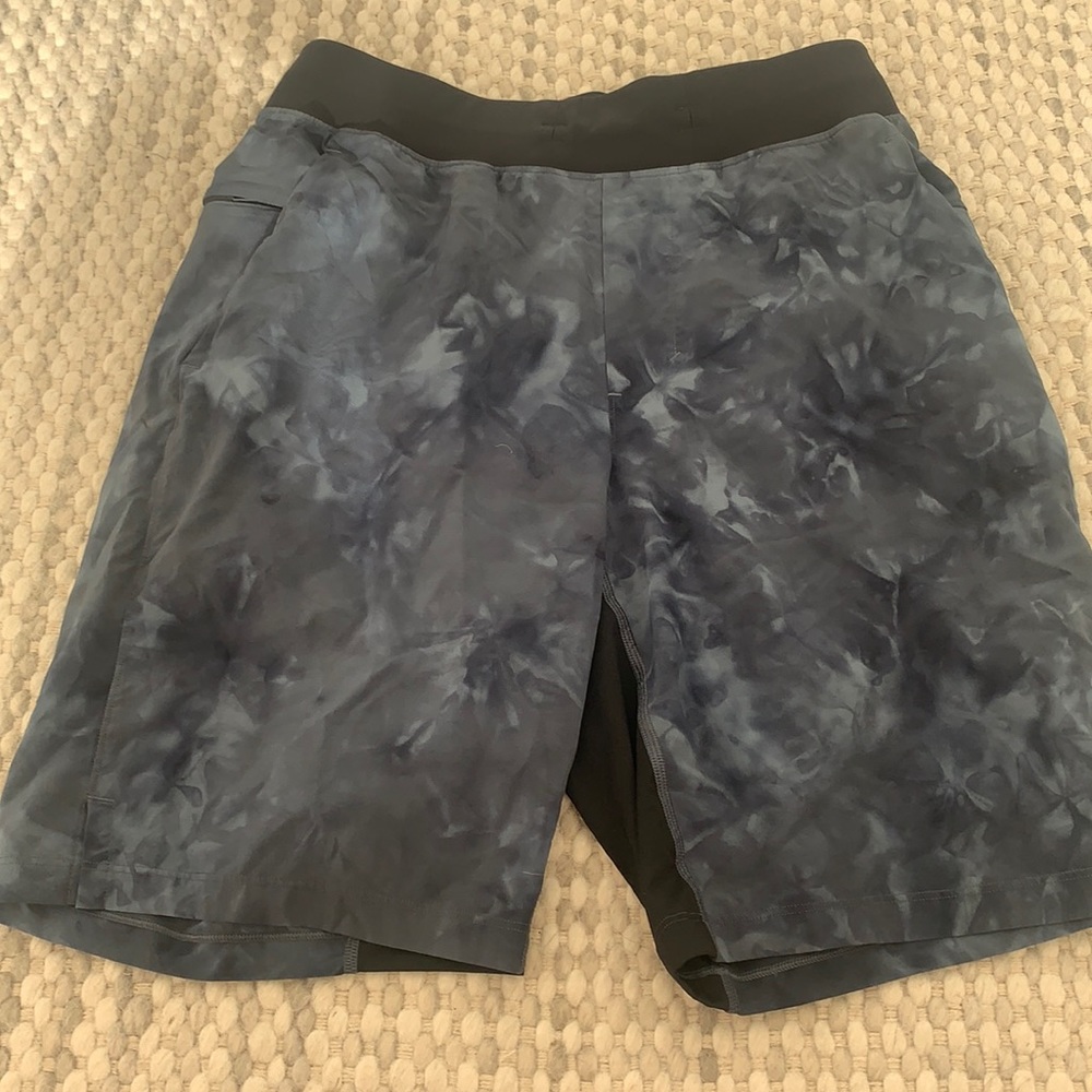 Lululemon THE Short Liner-less 9”